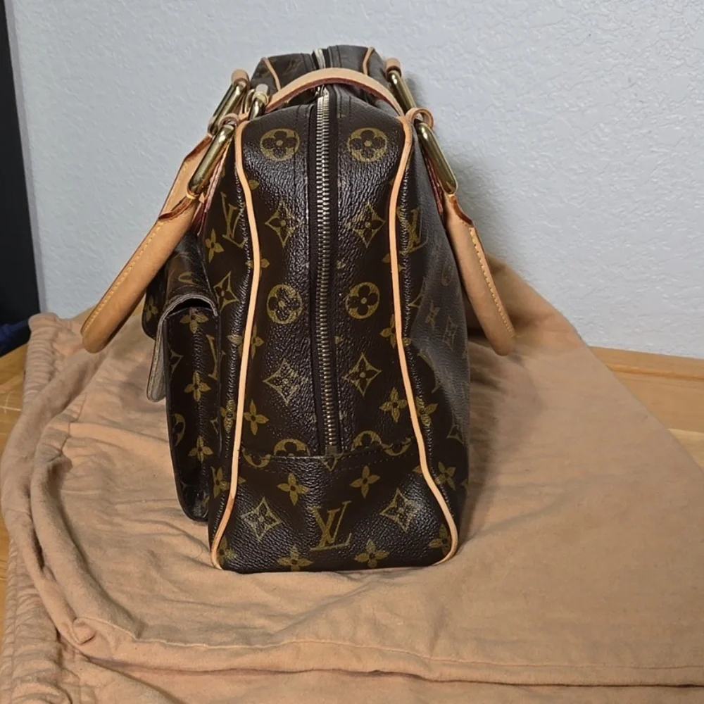 Louis Vuitton Monogram Manhattan GM
